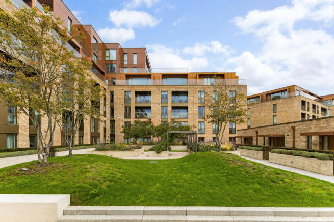 99053_Flat 5 Wrest House 27 Inglis Way (2).jpg