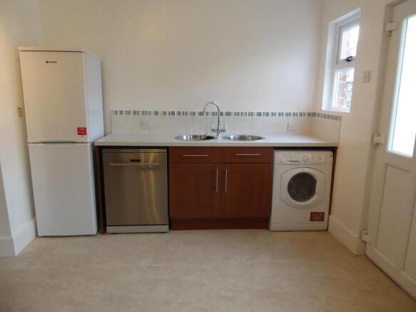 Kitchen Sink Side