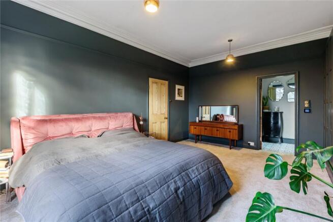 5 bed Terraced for sale Image 7