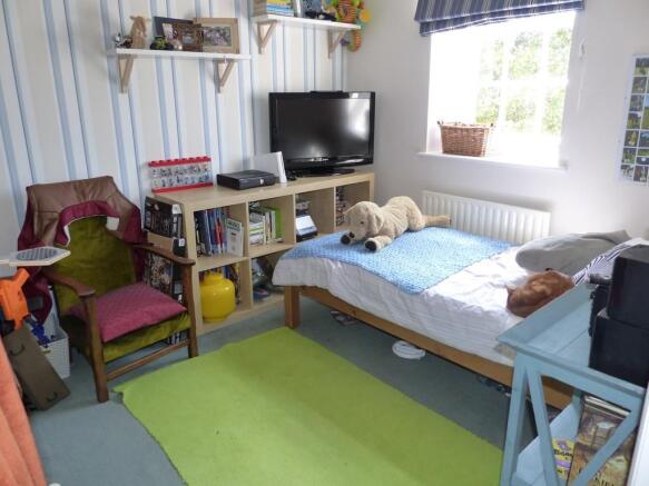 Photo 9