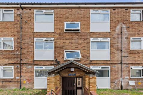 London Road, Mitcham Junction, Mitcham, CR4