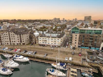 Vauxhall Street, Plymouth, PL4