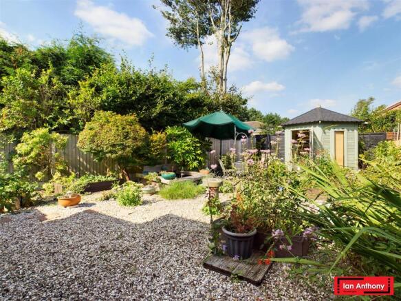 REAR AND SIDE GARDEN