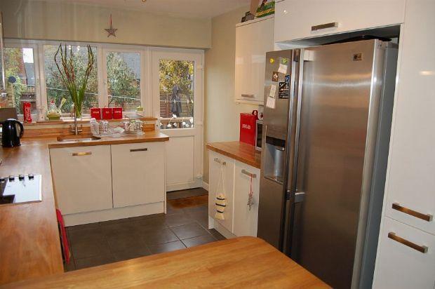 KITCHEN/BREAKFAST ROOM