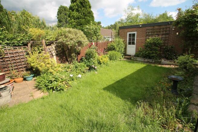 22 ashfield gdn.JPG