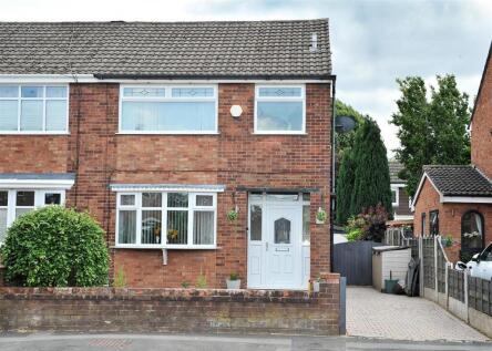 70 Broadway, Irlam M44 6DQ