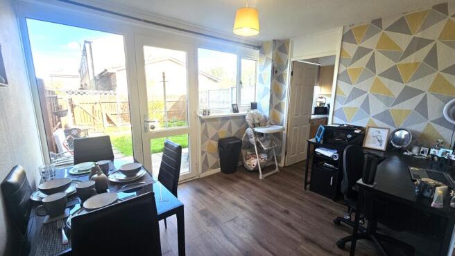 Hawkinge Drive, Birmingham photo 4