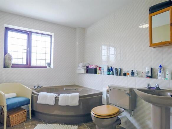 En Suite.JPG