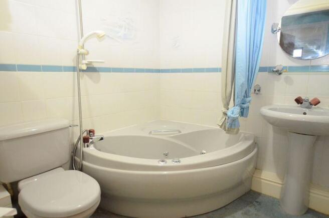 HOUSE BATHROOM
