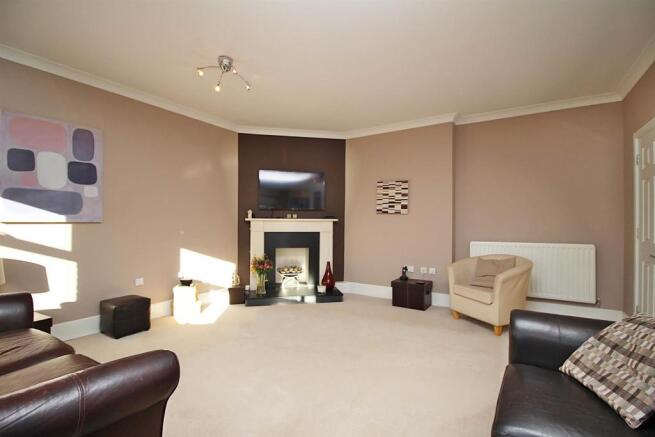 Sitting room 1.JPG