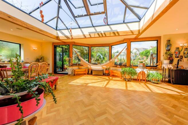 Garden Room.jpg