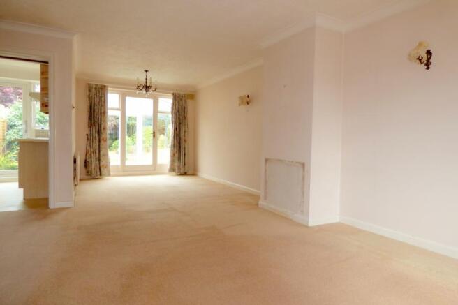 Sitting/Dining Room