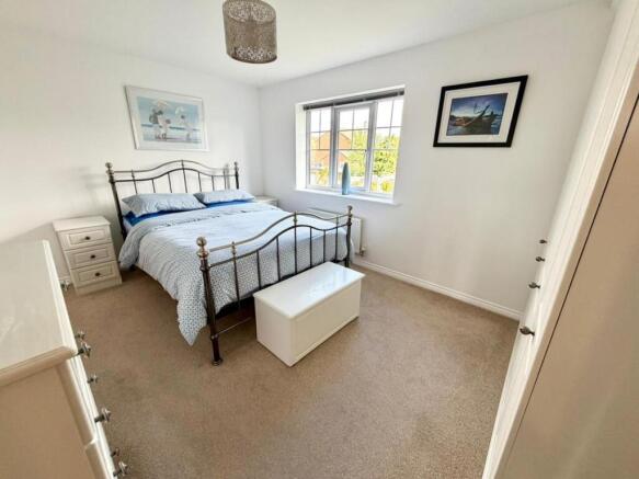 4 bed Detached for sale Image 9