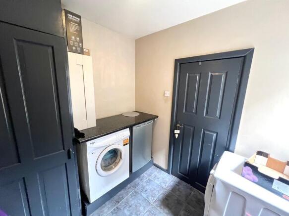 4 bed Terraced for sale Image 8