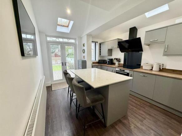 St. Georges Drive, Deganwy, Conwy photo 5