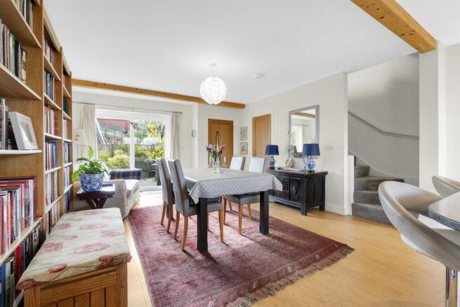 Kitchen / dining room