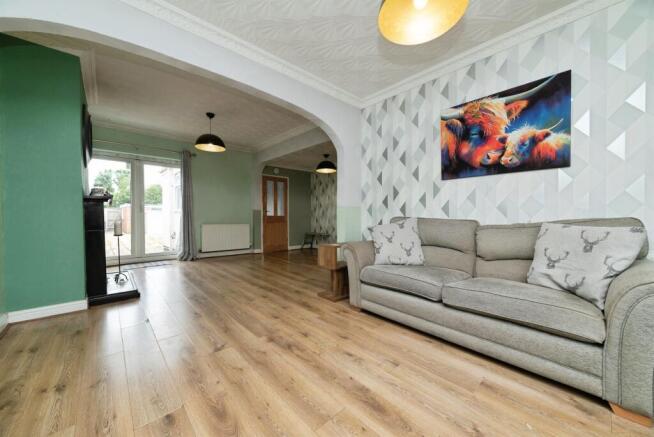 3 bed Terraced for sale Image 8