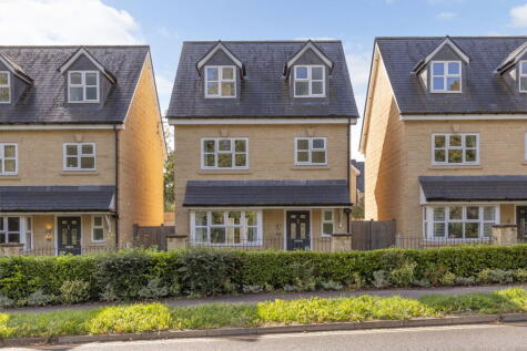 Neston Gardens , Neston , SN13 9GW