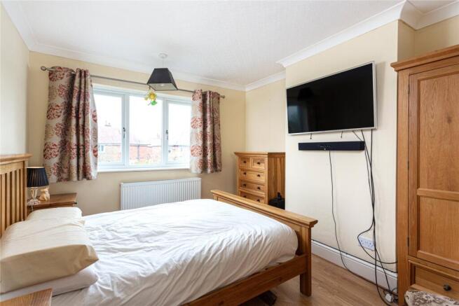 3 bed Semi-Detached for sale Image 8