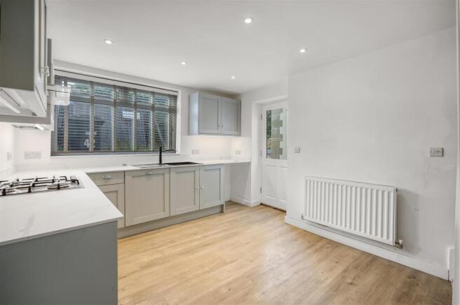 3 bed End of Terrace for sale Image 8