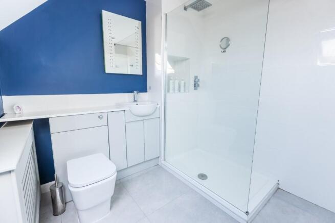 Bed One Ensuite