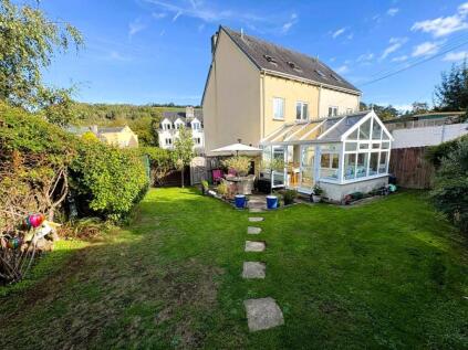 Halfmoon Court, Buckfastleigh