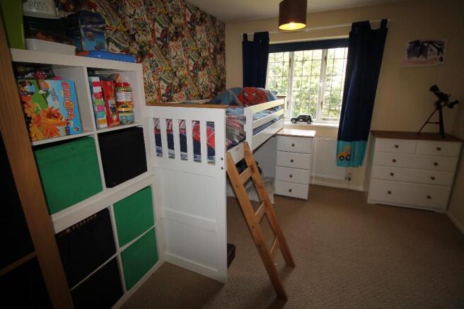 Photo 11