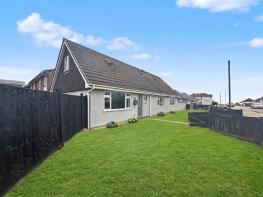11a, Hoddern Avenue, Peacehaven BN10 7JB