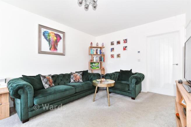 Joy Drive, Tonbridge, Kent photo 4
