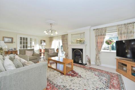 Auckland Drive, Halfway, Sheffield, S20