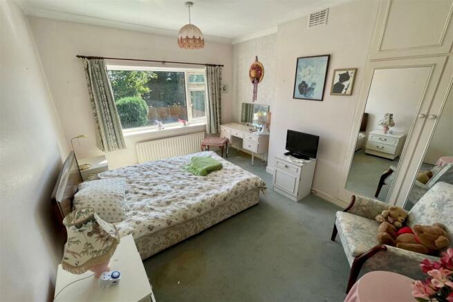 13 Manor Abbey Road 28.jpg