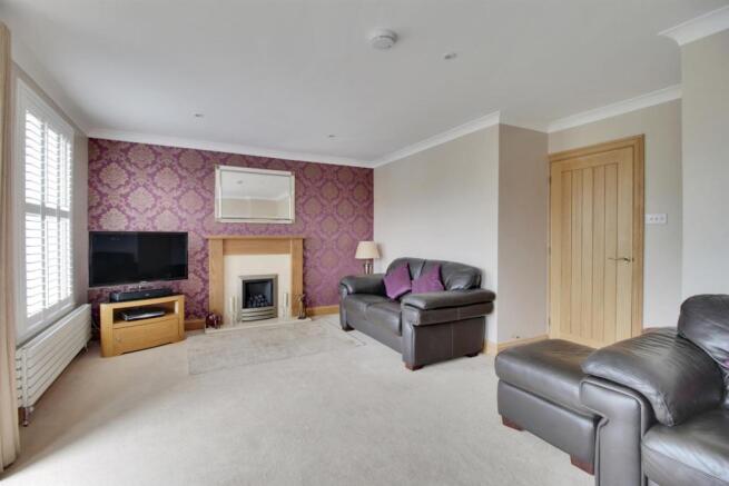 Sitting Room 1.jpg