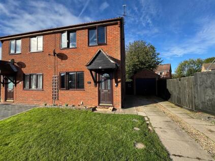 Faulkeners Way, Trimley St Mary, Suffolk, IP11