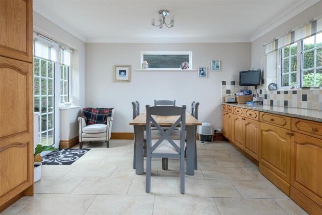 Dining Kitchen