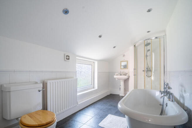 2 bed Terraced for sale Image 10