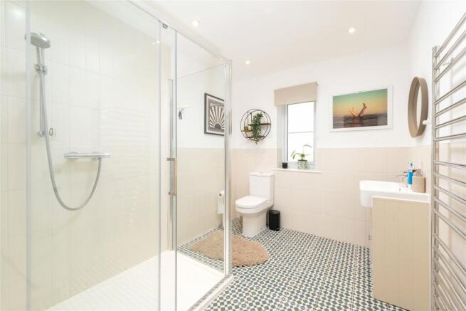 Family Shower Room