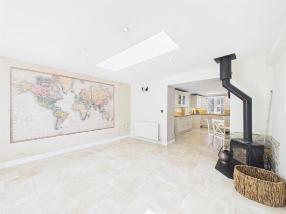 2 Crossleaze Road, Hanham, Bristol photo 4