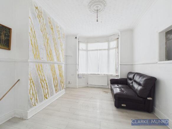 3 bed Terraced for sale Image 4