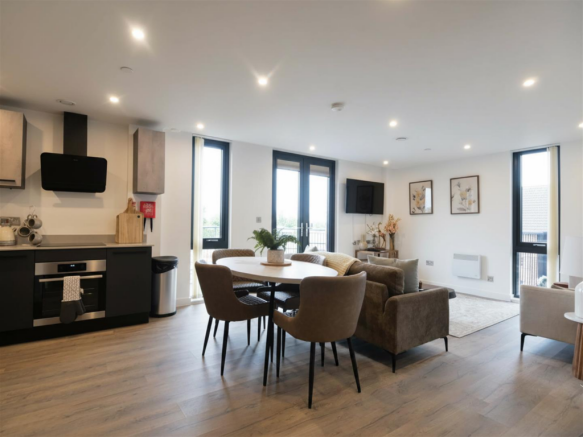 2 bed Apartment for sale Image 7