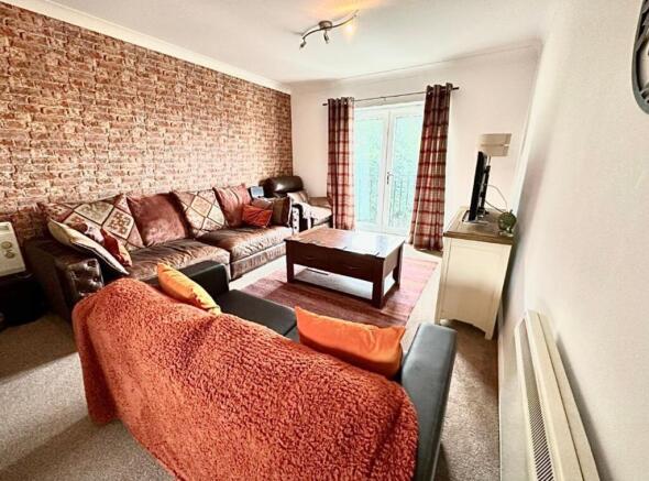 2 bed Apartment for sale Image 7