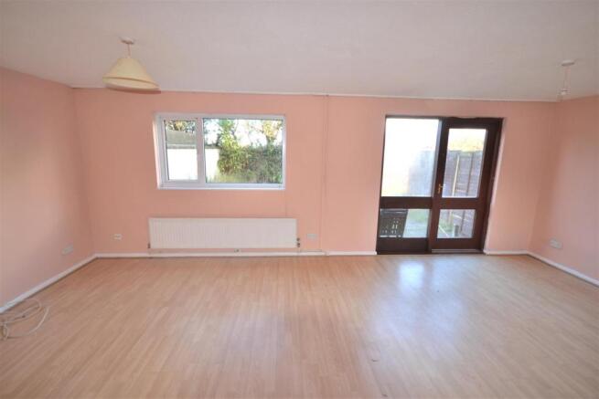 Living Room.JPG