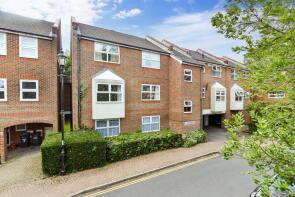 52, Manning Close, East Grinstead RH19 2DR