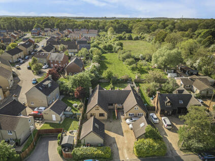 West Drive, Highfields Caldecote