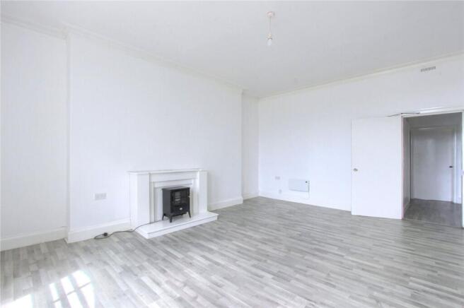 2 bed Apartment for sale Image 3
