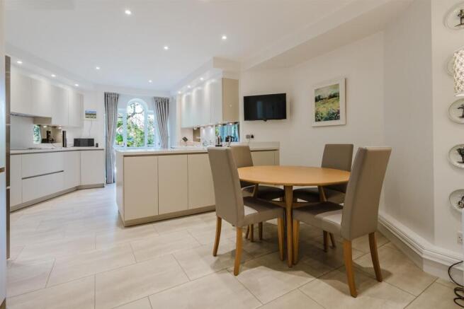 Breakfast Kitchen