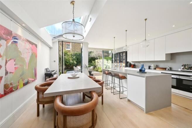 Kitchen/Dining