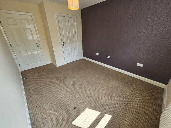 2 bed Flat to rent Image 7