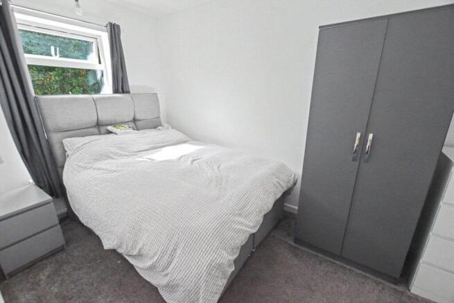 2 bed Terraced for sale Image 10