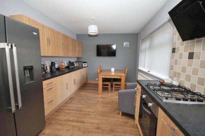 Kitchen photo 2