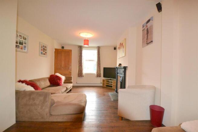 lounge 34.JPG